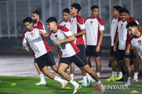 Timnas Indonesia Mengawali Latihan Pertama Menyongsong Pertandingan Melawan Australia