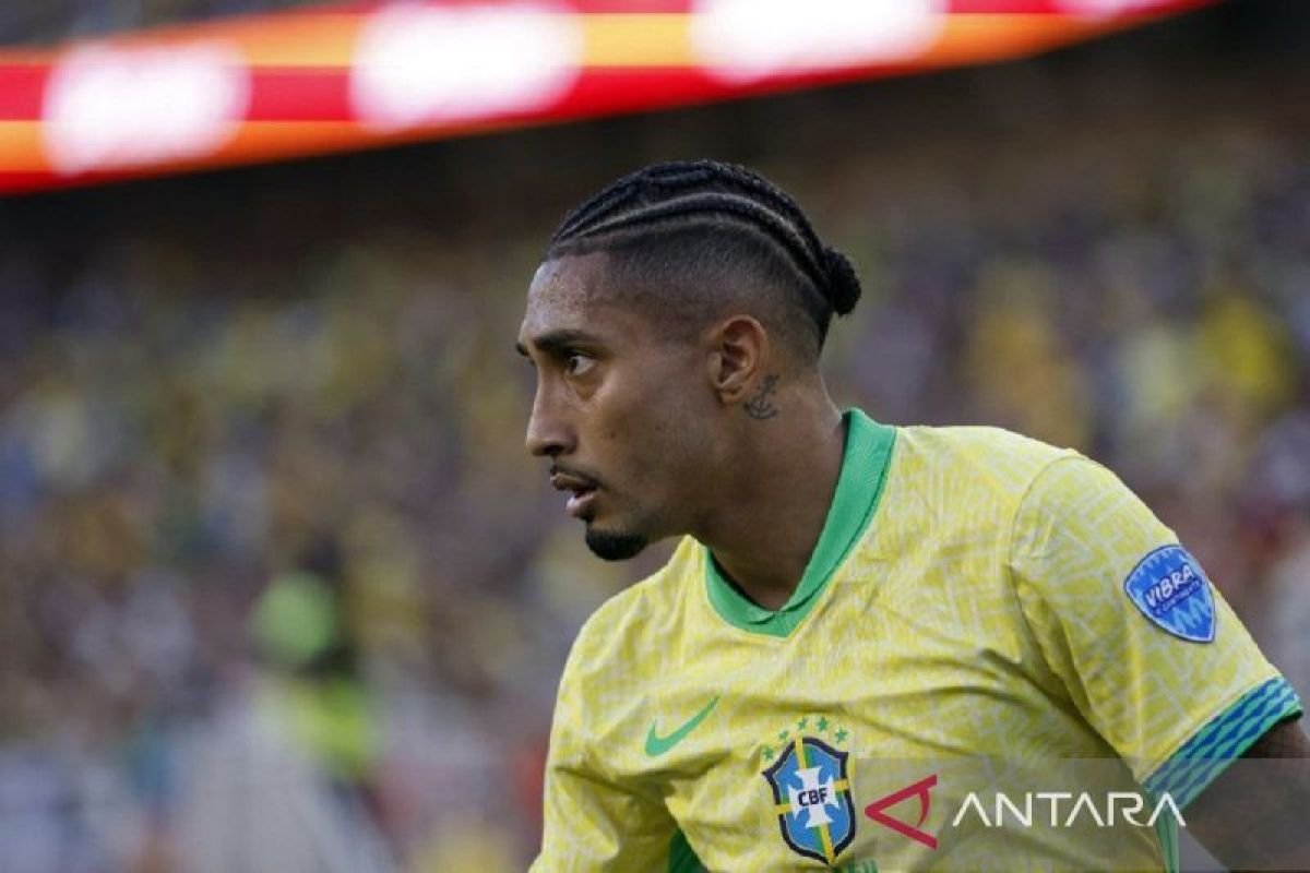 Bagaimana dengan judul berikut: "Raphinha Yakin Akan Cetak Gol Melawan Timnas Argentina"?