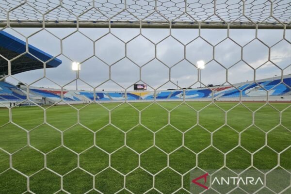 Panpel Arema FC Terima Sanksi Akibat Insiden Pelemparan Bus Persik