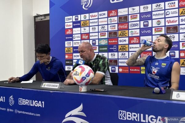 Bojan Hodak: Pertandingan Melawan Tim Papan Bawah Justru Menjadi Tantangan Terbesar