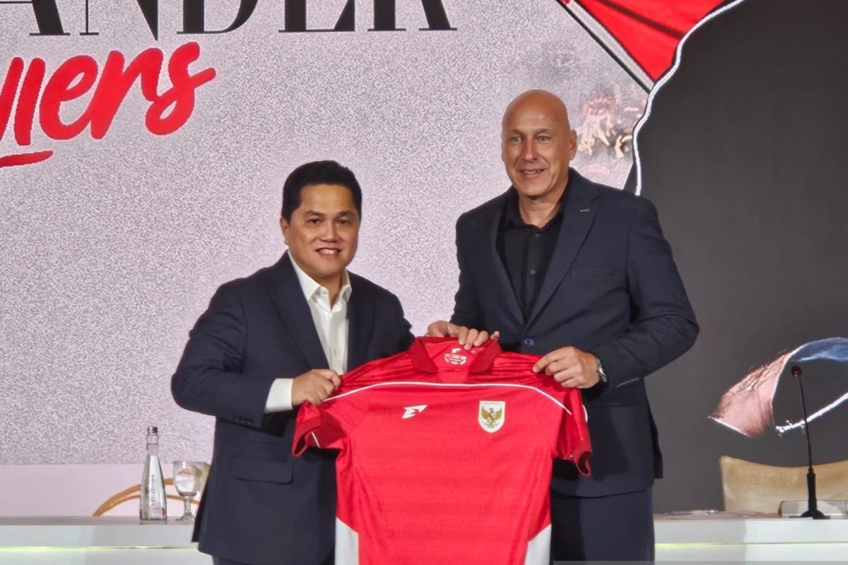 Tentu! Berikut adalah beberapa alternatif untuk judul "Erick Thohir Paparkan Alasan Penunjukan Zwiers sebagai Direktur Teknik":

1. "Erick Thohir Ungkap Alasan Pemilihan Zwiers Sebagai Direktur Teknik"
2. "Alasan Erick Thohir Memilih Zwiers untuk Posisi Direktur Teknik"
3. "Erick Thohir Jelaskan Motivasi di Balik Penunjukan Zwiers sebagai Direktur Teknik"
4. "Pengumuman Resmi: Erick Thohir Alasan Di Balik Penunjukan Zwiers Sebagai Direktur Teknik"
5. "Mengapa Zwiers? Erick Thohir Bahas Alasan Penunjukan sebagai Direktur Teknik"

Silakan pilih salah satu atau gunakan sebagai inspirasi!